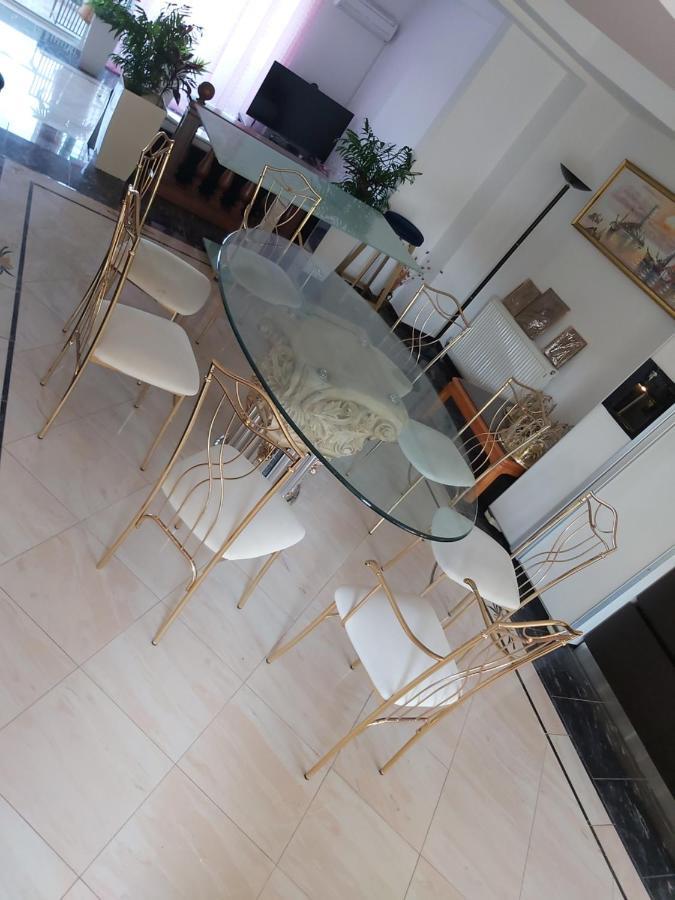 Artemis Luxury *