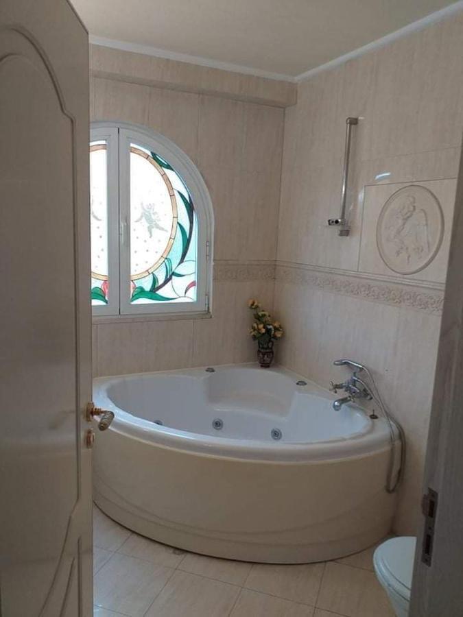 Artemis Luxury *
